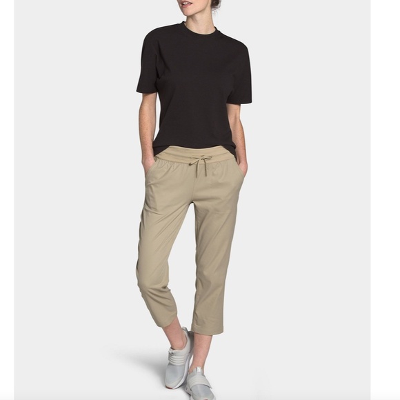 The North Face Women's Aphrodite 2.0 Capri Pants, Khaki / Tan, Size Large Hiking - Picture 1 of 6